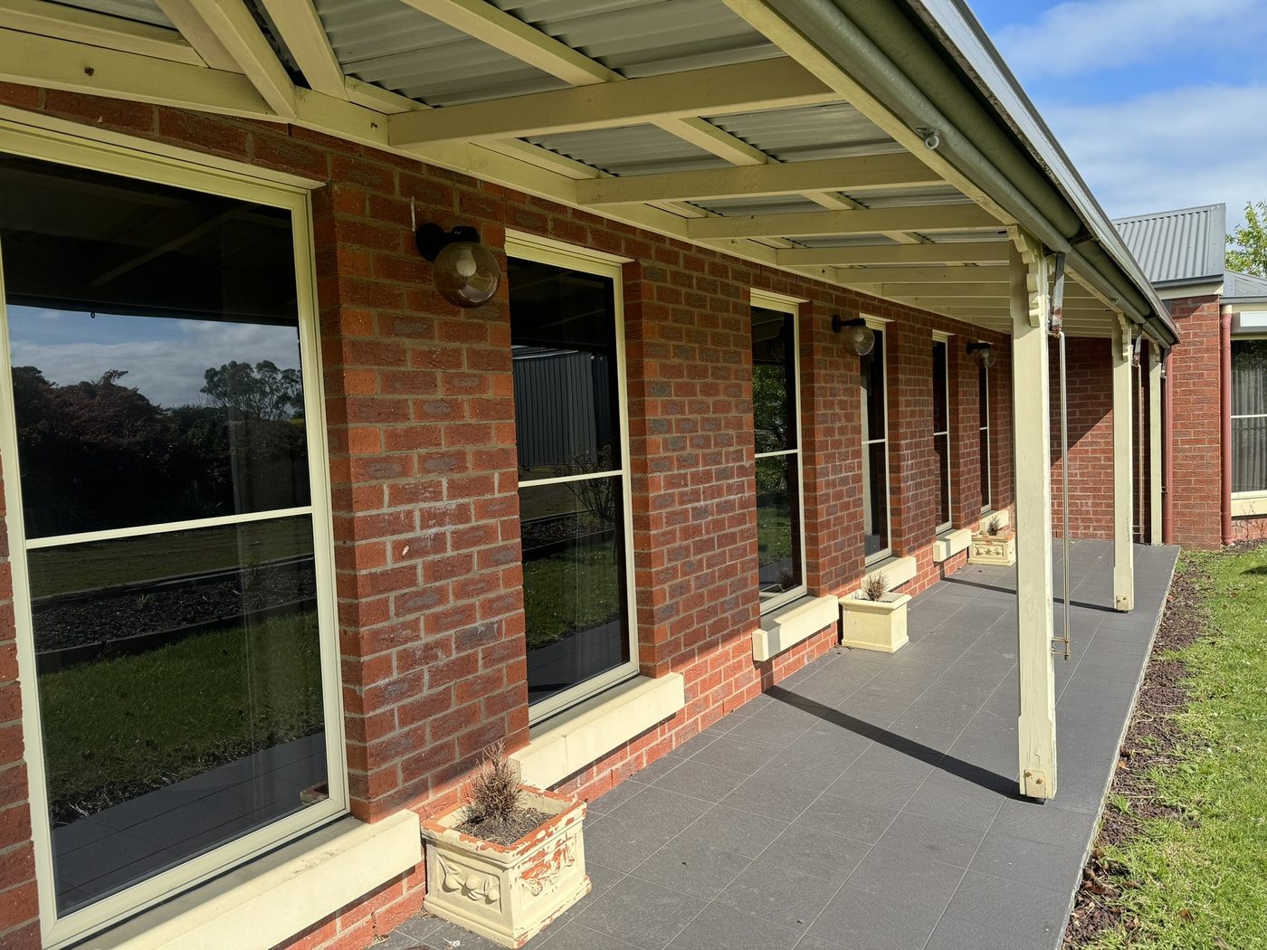 Commercial building windows after cleaning